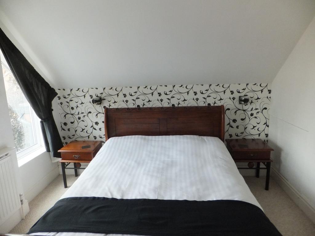 Grove Guest House Beeston  Rum bild